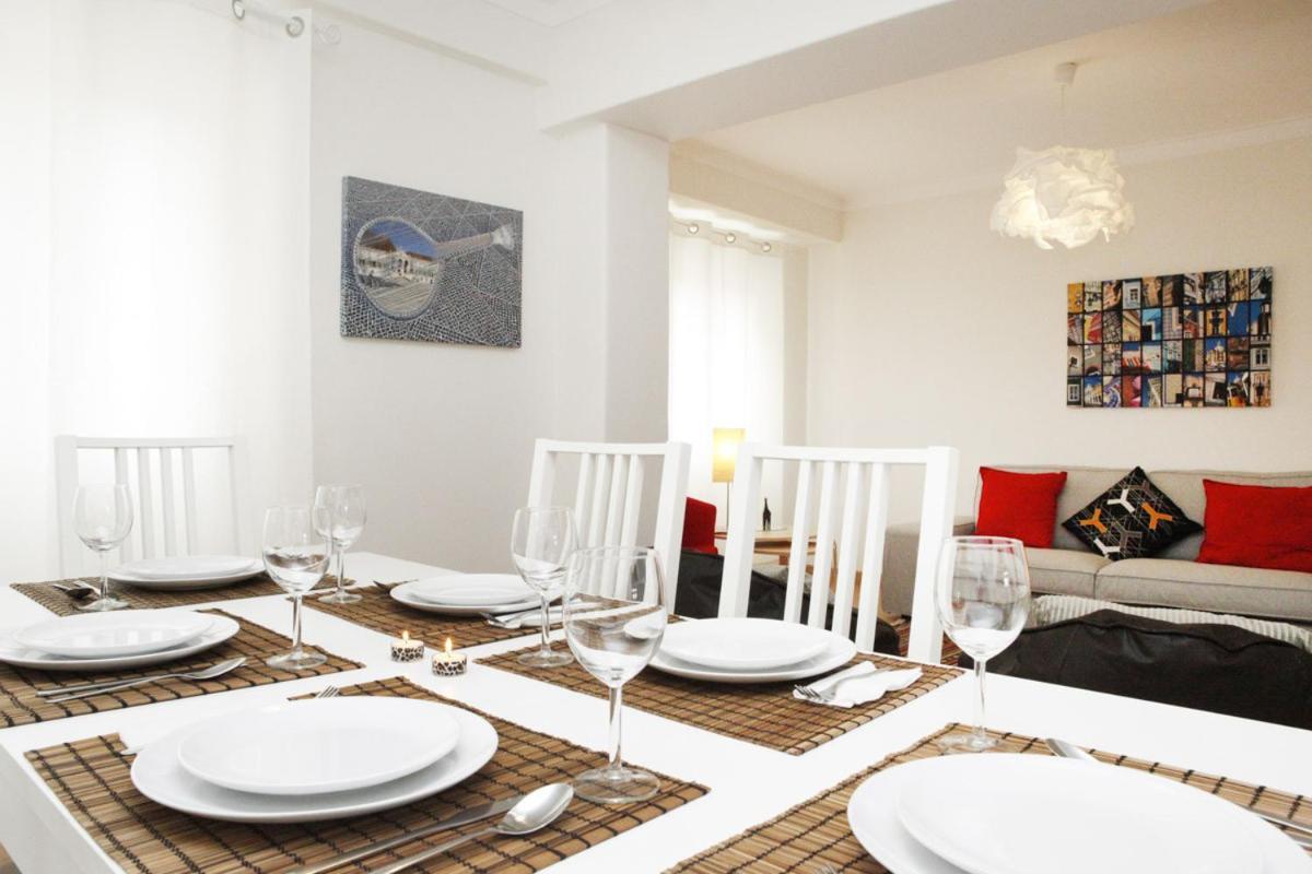 Family Central Apartment In Sao Pedro Do Estoril Luaran gambar